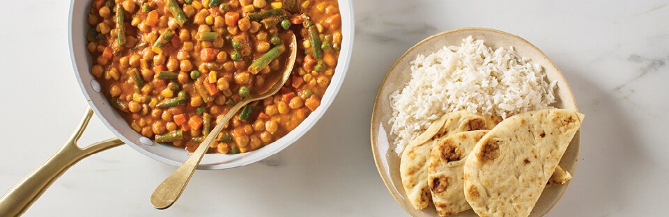 dinner plate of tikka masala