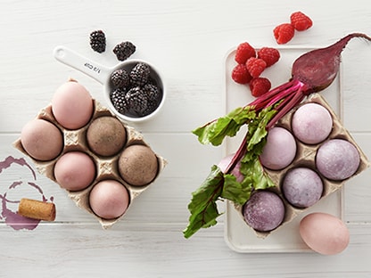 How to Dye Easter Eggs 