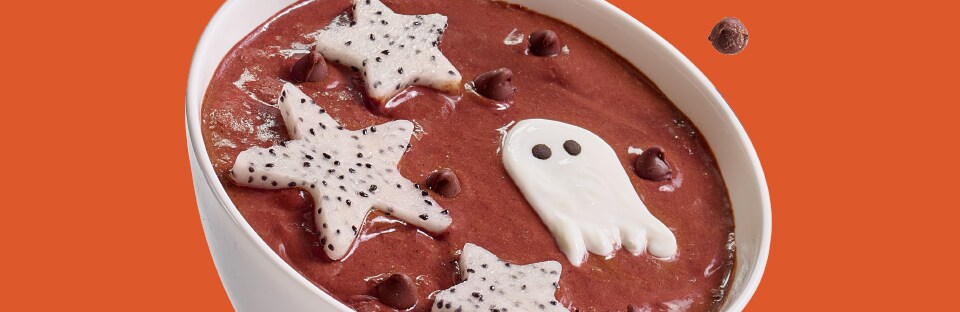 Cherry-Boo Dark Chocolate Smoothie Bowl
