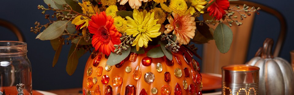 Merry mums centerpiece