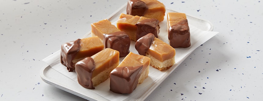 Chocolate Caramel Cookie Bars