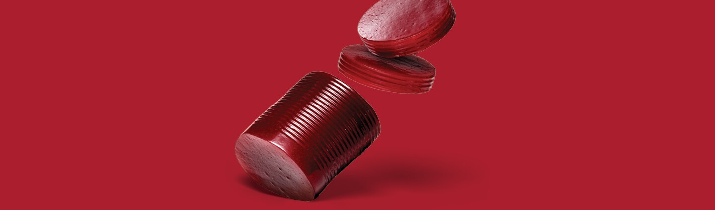 slices of canned cranbery sauce